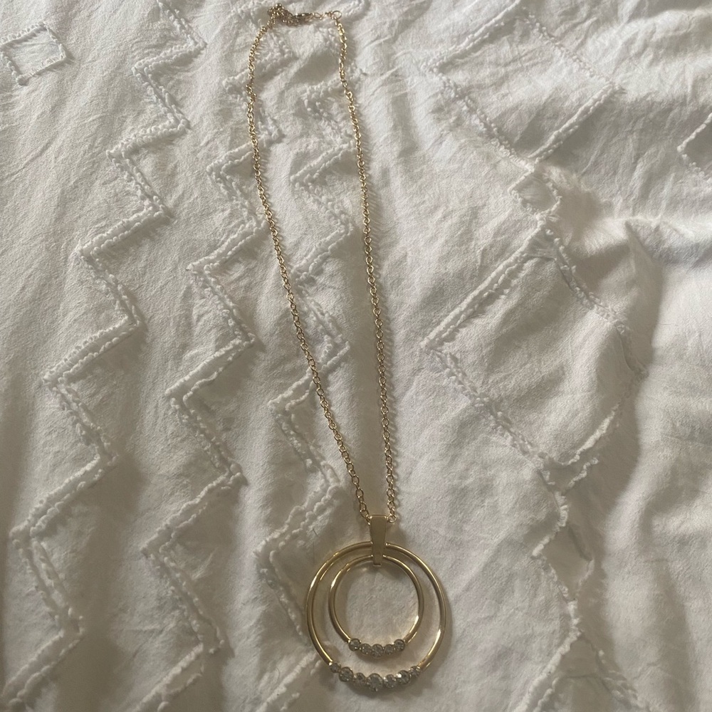 Gold plated costume jewelry necklace